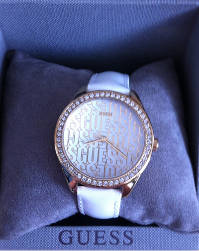 Orë dore Guess