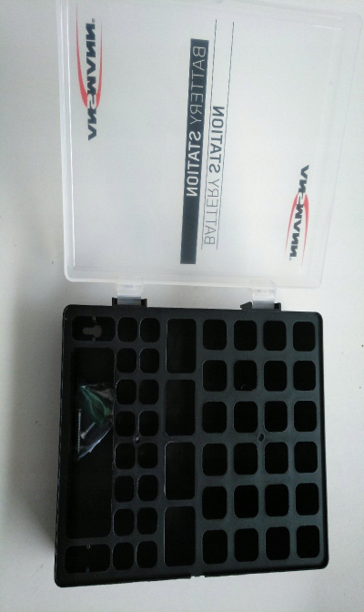 Kuti për me rregullu bateritë Ansmann Battery Station, për AA AAA 9V, plastike, transparente