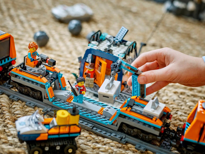 Set lodër LEGO City Explorers Arctic Polar Express Train, tren i motorizuar, për fëmijë