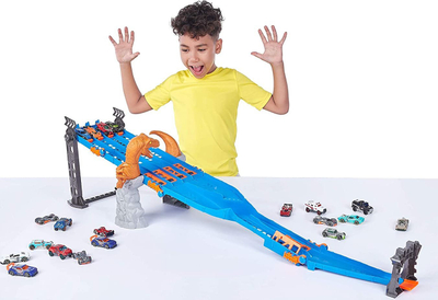 Pistë garash Metal Machines ZURU Raptor Attack, 4 korsi, me makinë lodër, shumëngjyrëshe