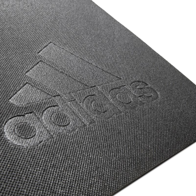 Tapet mbrojtës Adidas ADMT-10129, për pajisje fitnesi, antirrëshqitës, i zi