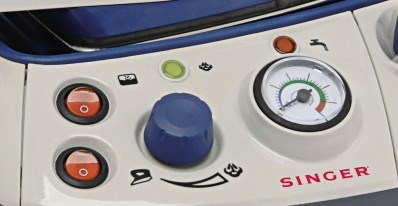 Stacion avulli për hekurosje Singer SHG 6201, 2200W, 3 bar, blu e bardhë
