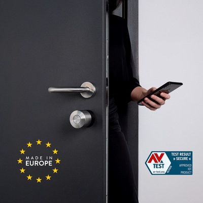 Bravë inteligjente Nuki Smart Lock Pro, Wi-Fi, kontroll me aplikacion, argjendtë e bardhë