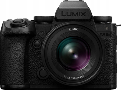 Aparat fotografik Panasonic Lumix DC-S5 Mark IIx, Full Frame, me lentë Lumix S 50mm f/1.8, i zi