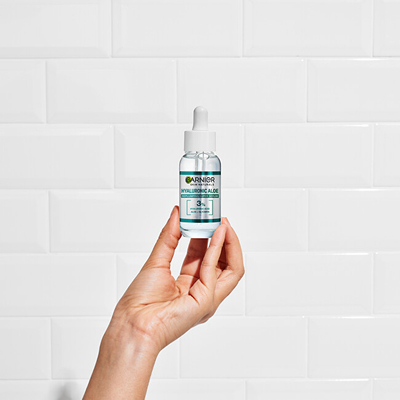 Serum për fytyrë për fytyrë Garnier Hyaluronic Aloe, 30 ml