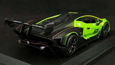 Makina Bburago Lamborghini Essenza SCV12 #63, diecast 1/24, bardh e zi