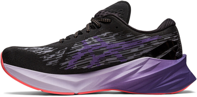Atlete vrapimi Asics Novablast 3, rrjetë frymëmarrëse, amortizim FF BLAST PLUS, e zezë