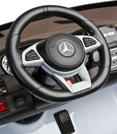 Veturë për fëmijë Toyz GLS63 12V, i zi