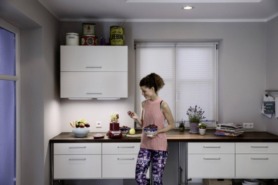 Llambë nën dollap LEDVANCE LED Linear Mobile, me bateri, sensor lëvizjeje, e bardhë