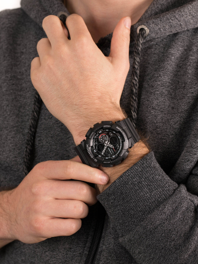 Orë dore G-SHOCK GA-140-1A1,  e zezë