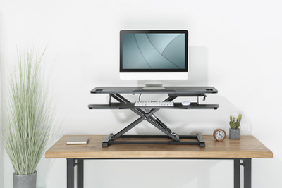 Shtesë tavoline Digitus Ergonomic Workspace Riser, 95x62 cm, lartësi që e çon vetë nga 10 në 50 cm, e zezë
