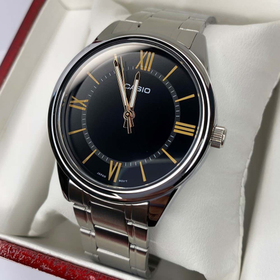 Orë dore Casio MTPV005D 1B5, me akrepa, çelik inox, ngjyrë argjendi