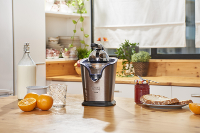 Shtrydhëse agrumesh Black &amp; Decker BXJE100E, 100W, trup çelik inoks, gri metal