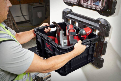 Kuti veglash Milwaukee 4932471724, 45cm, plastike, e kuqe