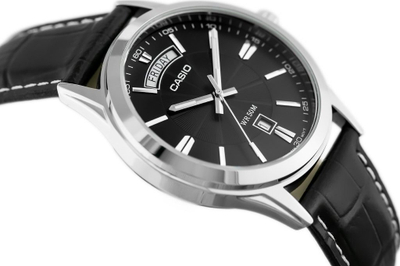 Orë dore Casio MTP-1381L-1A, analog, rezistente 50m, rrip lëkure i zi