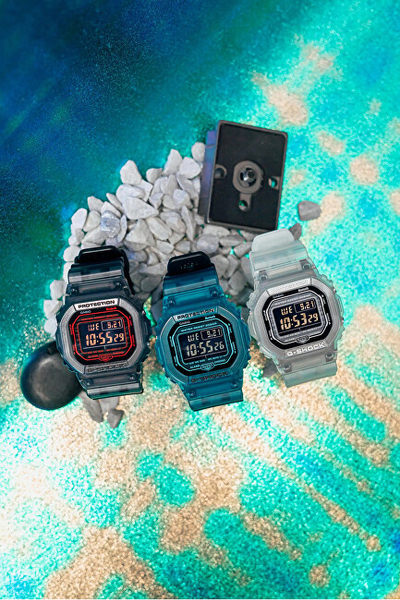Orë digjitale për meshkuj Casio G-SHOCK DW-B5600G-1ER, e hirtë
