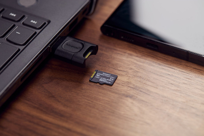 Мемориска картичка Kingston Canvas Select Plus, 1TB, MicroSDXC со адаптер, црна