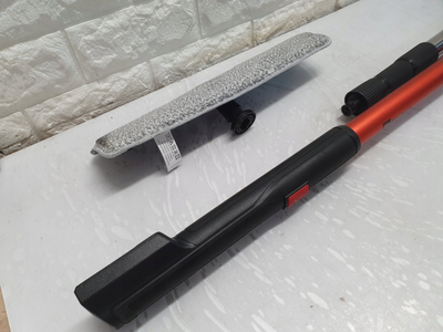 Aksesor për pastrues dritaresh Einhell BRILLIANTO, 1.6 kg, i kuq, argjendtë e zi