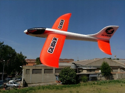 Aeroplan lodër NincoAir Glider 2, shkumë rezistente, 2 në 1 glider dhe looping, i kuq e bardhë
