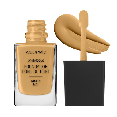 Krem pudër Wet n Wild Photo Focus Matte, Classic Beige, 30ml