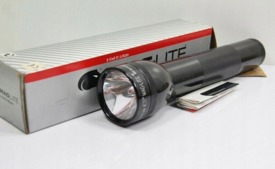 Dritë dore Maglite Standard 2 Cell D, alumini, që s’e ha sharra, e zezë