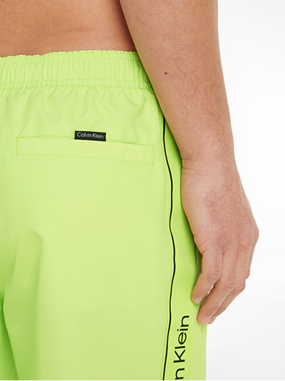 Shorce noti për meshkuj Calvin Klein, të gjelbra