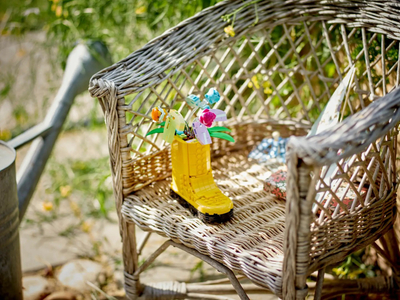Set lojërash LEGO Creator Flowers in a Watering Can 31149, 3 në 1, 420 copa, shumëngjyrësh