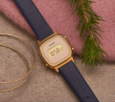 Orë digjitale për femra Casio Vintage LA670WEFL-2EF, e kaltër/artë
