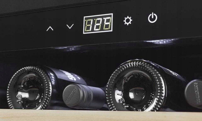 Frigorifer vere Caso WineComfort 629, 18 shishe, 5 20°C, inoks