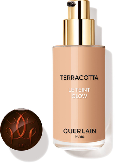 Fondatinë Guerlain Terracotta Le Teint Glow, efekt fytyrë e shëndetshme me shkëlqim, mban gjatë, ngjyra Beige