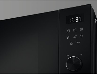 Микробранова печка АЕГ МФБ295ДБ, 29L, 900W, скара, црна