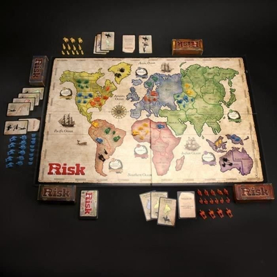 Loja tavoline Hasbro Risk France, strategji, 2–5 lojtarë, shumëngjyrëshe