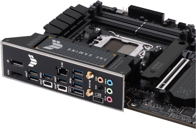 Pllakë amë ASUS TUF GAMING X670E-PLUS WIFI - AMD X670