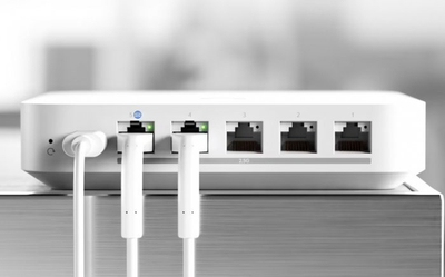 Ruter Ubiquiti UniFi Ultra, gateway dhe controller, 1000 Mbit/s, gri