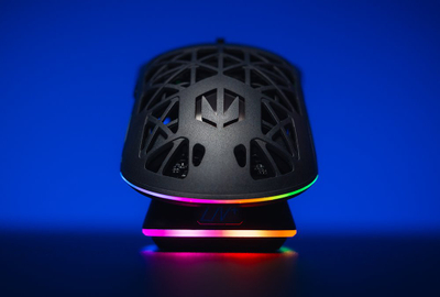 Maus Endorfy LIV Plus Wireless, sensor PixArt PAW3395, 26000 DPI, i zi