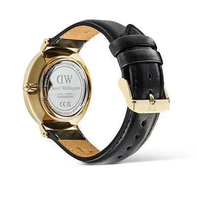 Orë për meshkuj Daniel Wellington, e zezë