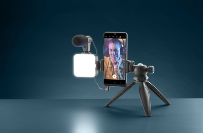 Set vloggingu Cellularline Tripod C Micro, mikrofon i jashtëm, dritë LED, i zi