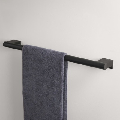 Mbajtës peshqiri për banjo Tiger Bold, 60 cm, çelik inox, i zi mat