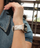 Rrip dore Guess për goca, për Apple Watch (38–41 mm), i bardhë