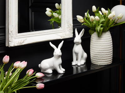 Figurë zbukuruese lepur qeramike Beliani Rabbit RUCA, me shkëlqim, e bardhë