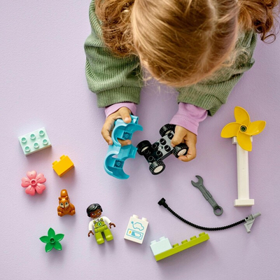 Set LEGO® DUPLO® 10985 Wind turbine and electric car, 16 pjesë