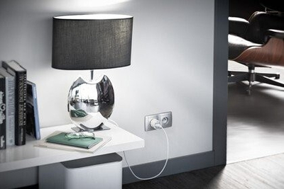 Prizë Somfy ON-OF Plug io Somfy, e bardhë