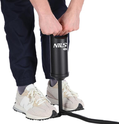 Pompa me dorë Nils Camp NC1790, me veprim të dyfishtë, 30 cm, e zezë