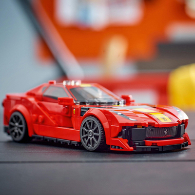 Set lodrash LEGO Speed Champions Ferrari 812 Competizione 76914, makinë garash, 9+, e kuqe