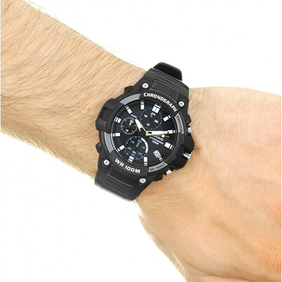 Orë dore Casio Collection MCW 110H-1A
