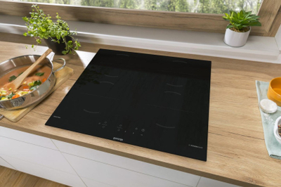 Plitë me induksion Gorenje GI 6401 BSCE, 60cm, kontroll me prekje, e zezë