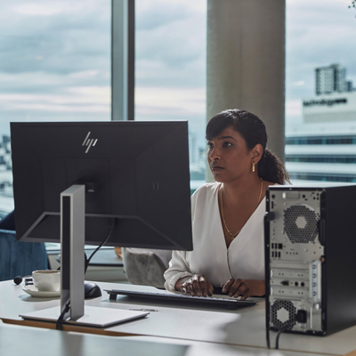 Kompjuter desktop HP Pro Tower 290 881J8EA, USB C, për zyra, i zi
