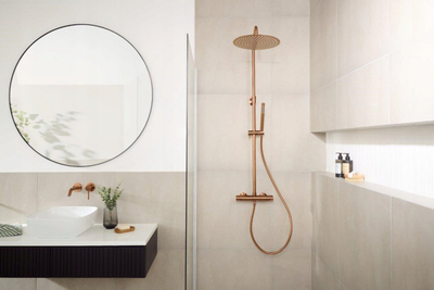 Set dushi KFA Moza me rubinet termostatik, ngjyrë bakri e furçuar Brushed Copper PVD