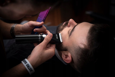 Makineri profesionale qethëse Professional Hair Clipper, teh qeramik dhe titanium, pa kabllo, e zezë
