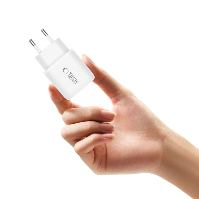 Karikues muri Tech-Protect NCA30, 30W PD QC3.0, USB-A USB-C, i bardhë